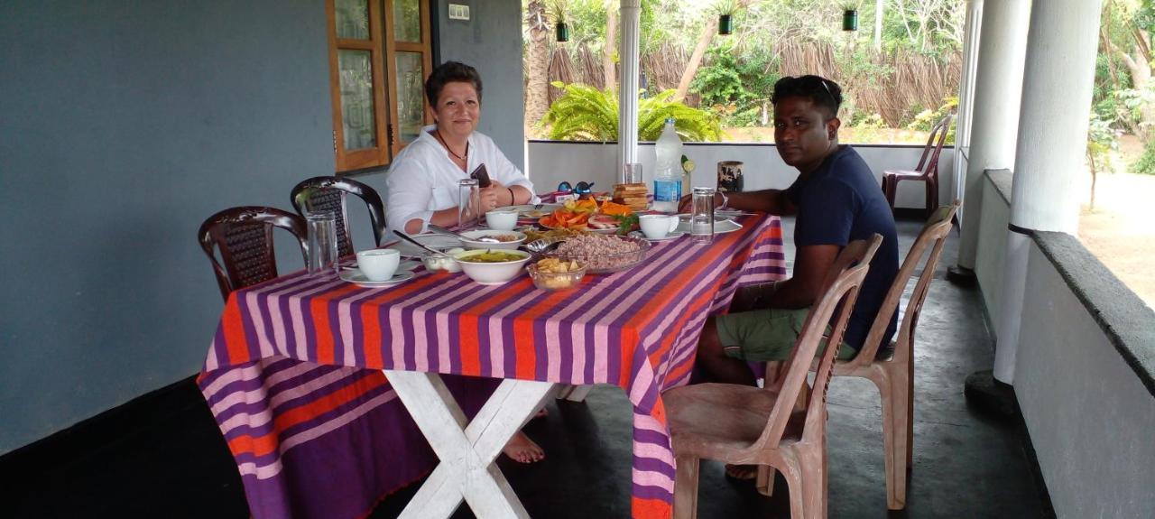 Beach Bungalow Yala Kirinda  Eksteriør billede